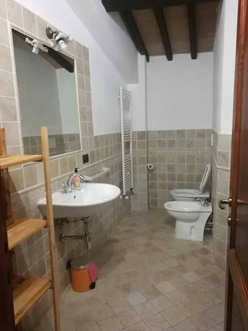 Portion of a Farmhouse With 30 Beds - 4 Apartments and 2 Rooms