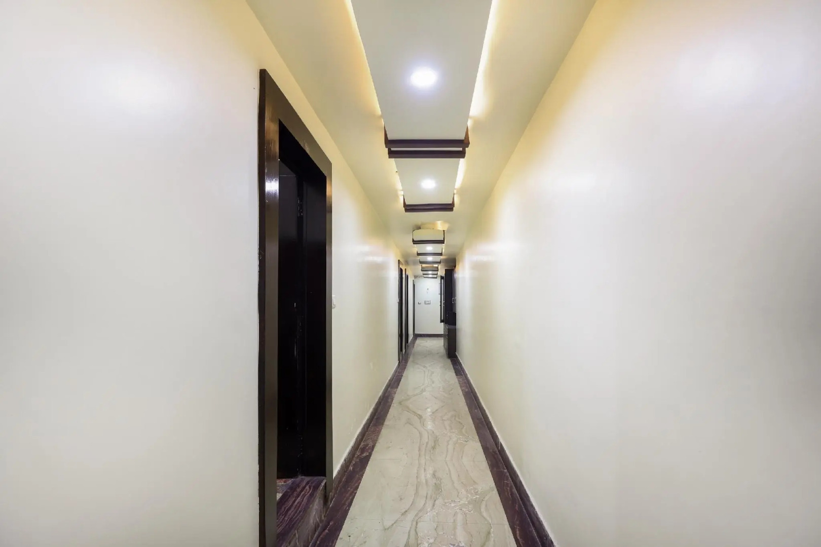 Capital O 31390 Hotel Ambrosia