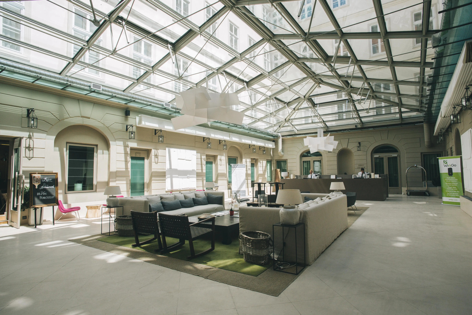 Отель Zenit Budapest Palace