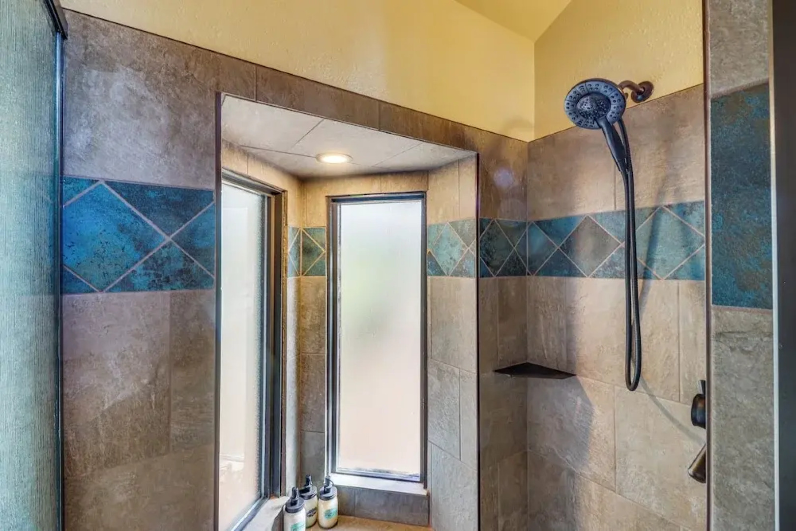 Hungry Horse Cabin w/ Gas Grill, Near Glacier!