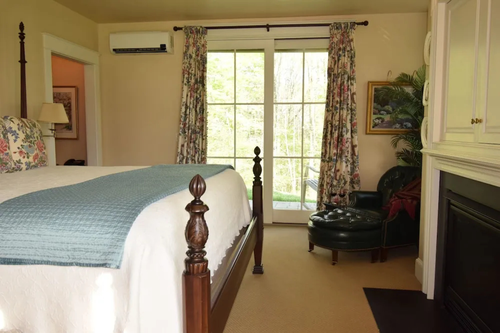 Cedar Spring Inn & Spa
