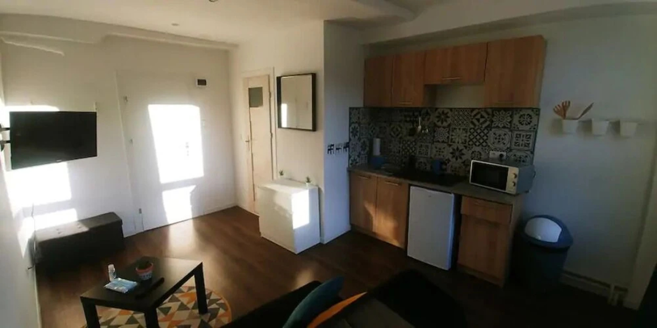 Hyper Centre Parking Wi-fi Netflix