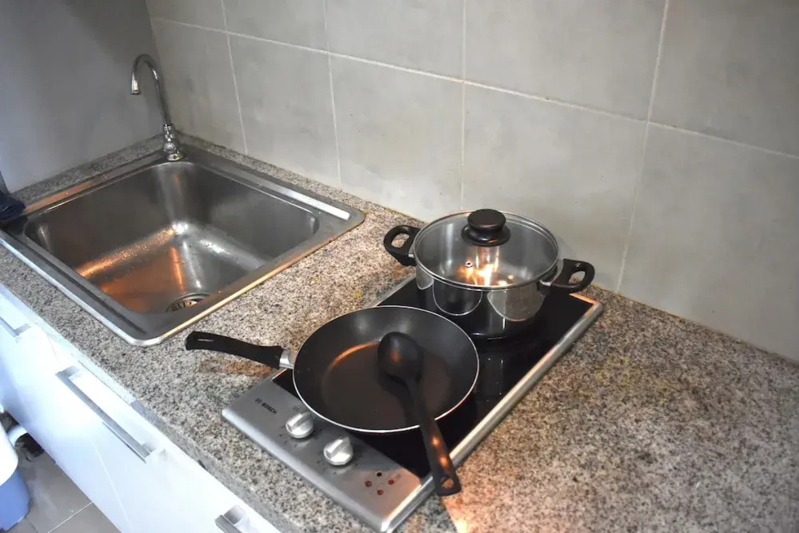 Shaftsbury Residences by Superhost