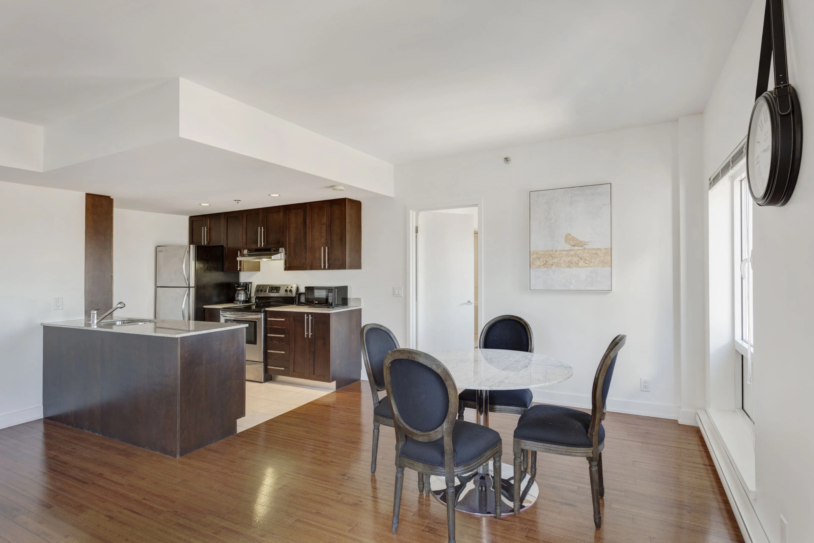 Montreal Convention Centre Apartments