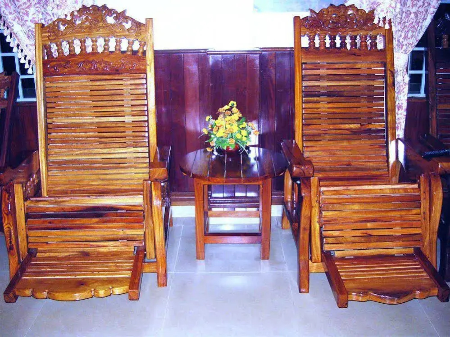 Tom & Jerry Hostel