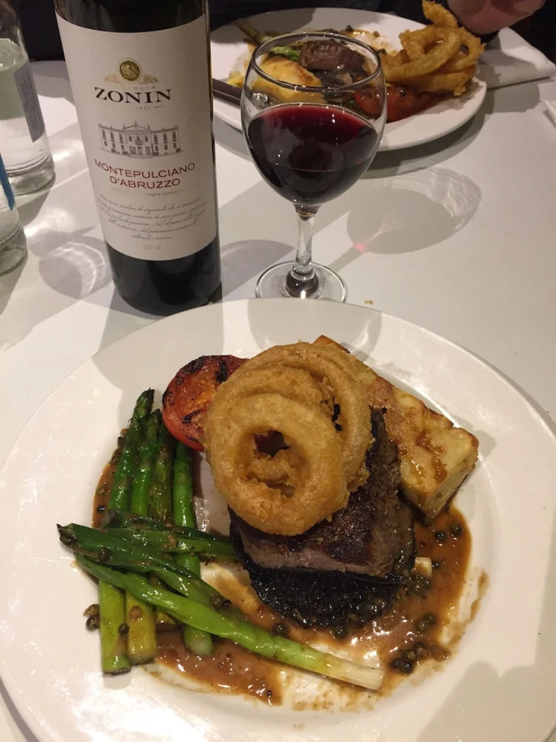 Willow Barn Hotel & Restaurant