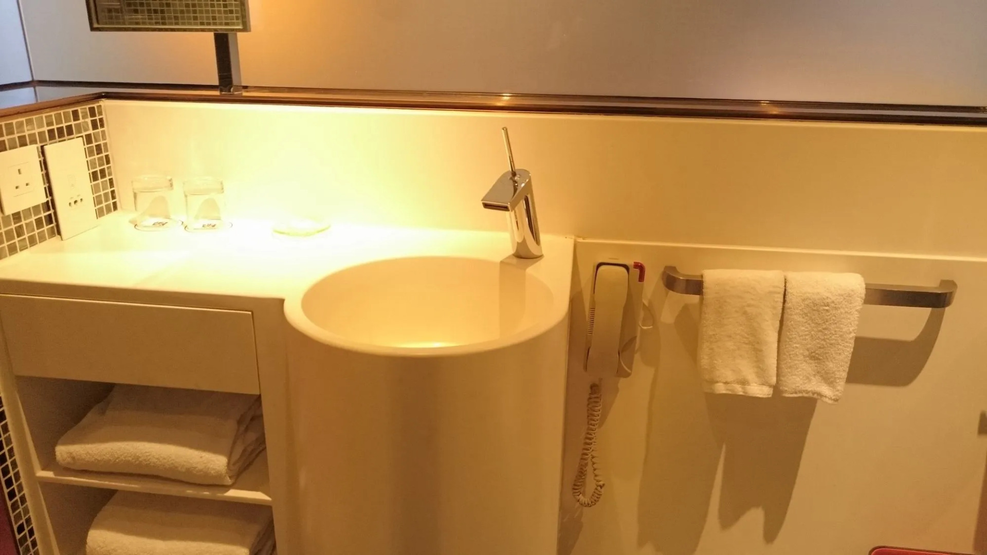 Hotel de EDGE by Rhombus