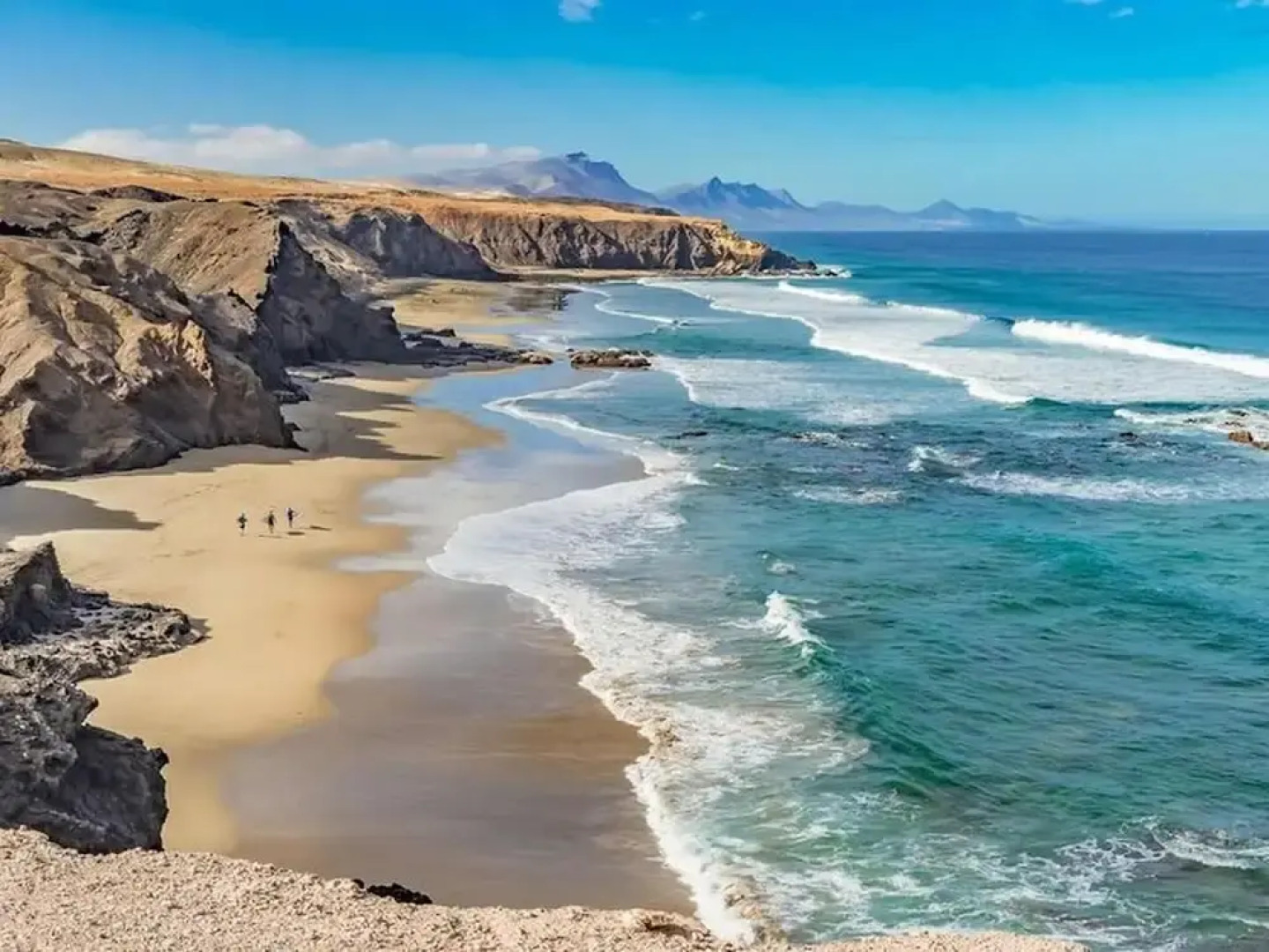 Orange Apartment in Puerto Rosario With Terrace