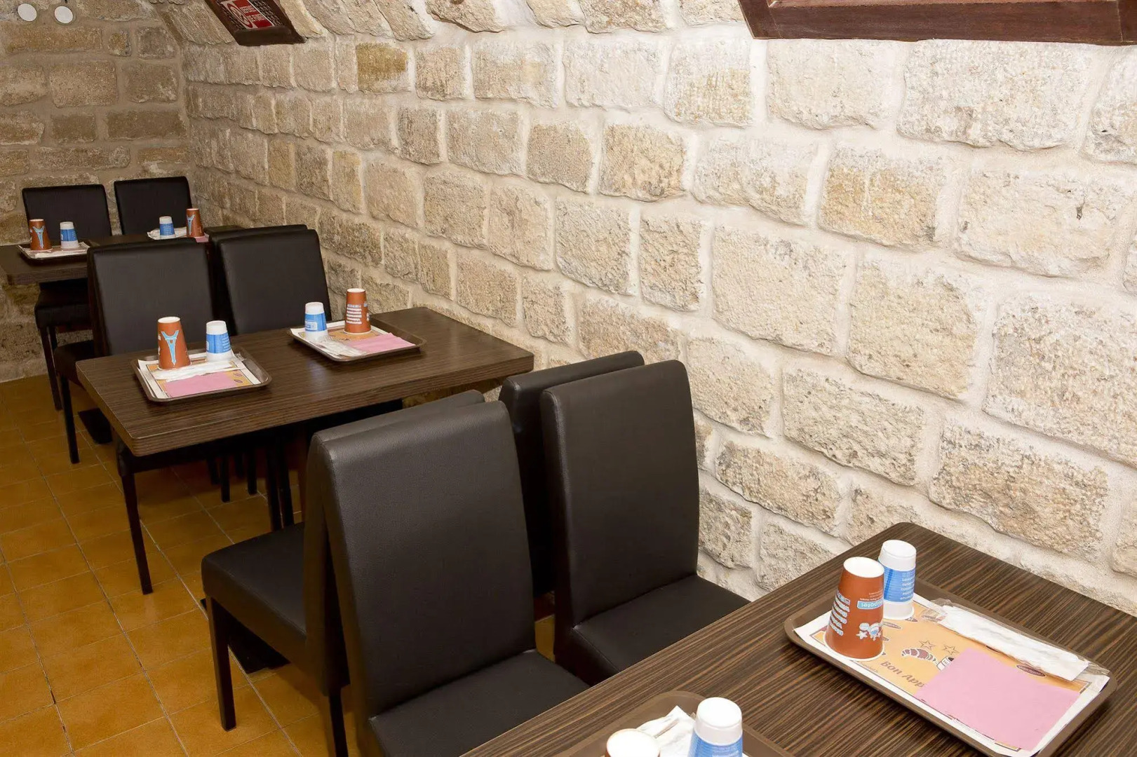 Hipotel Paris Père Lachaise République