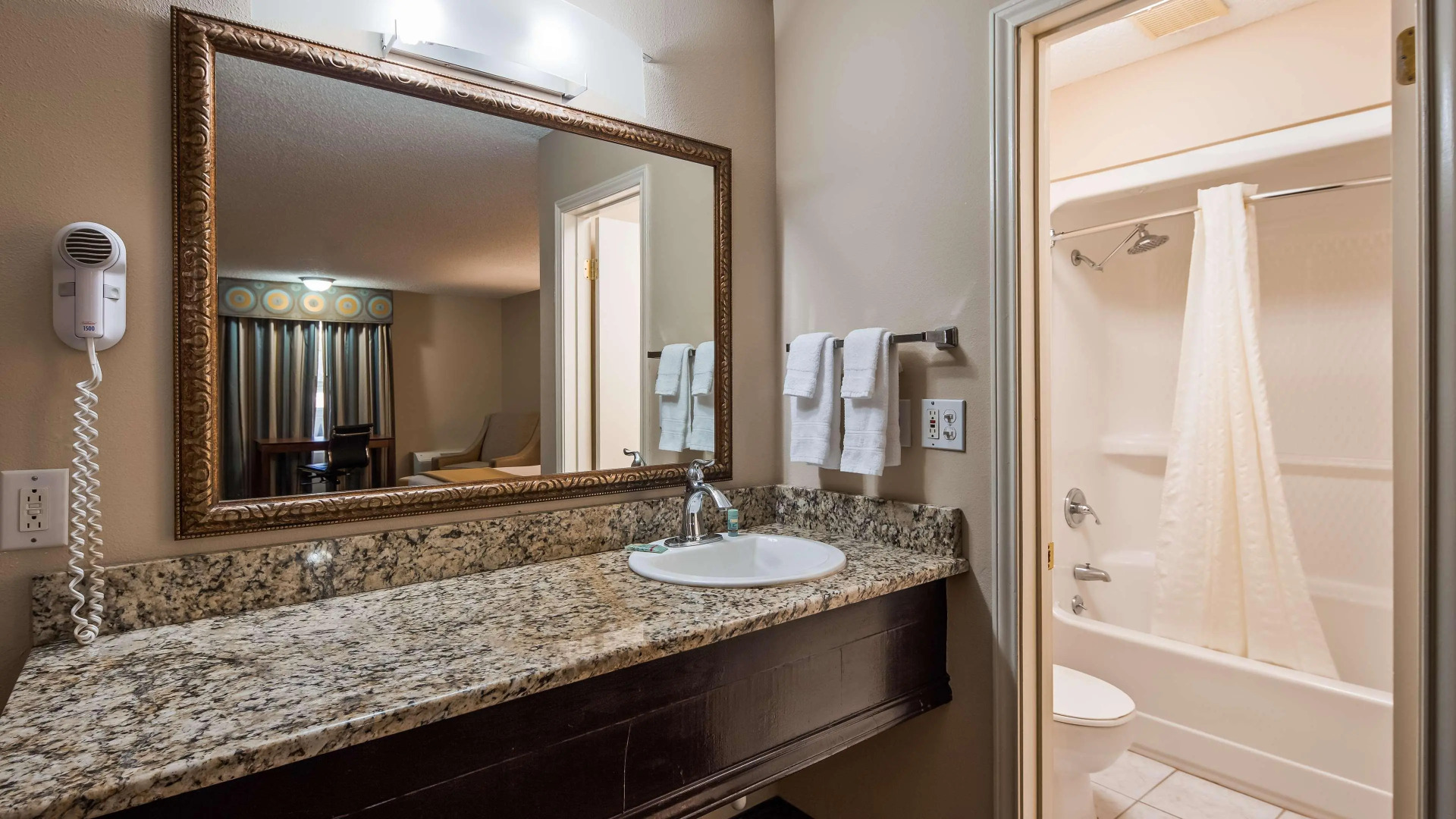 Best Western Sunday House Inn