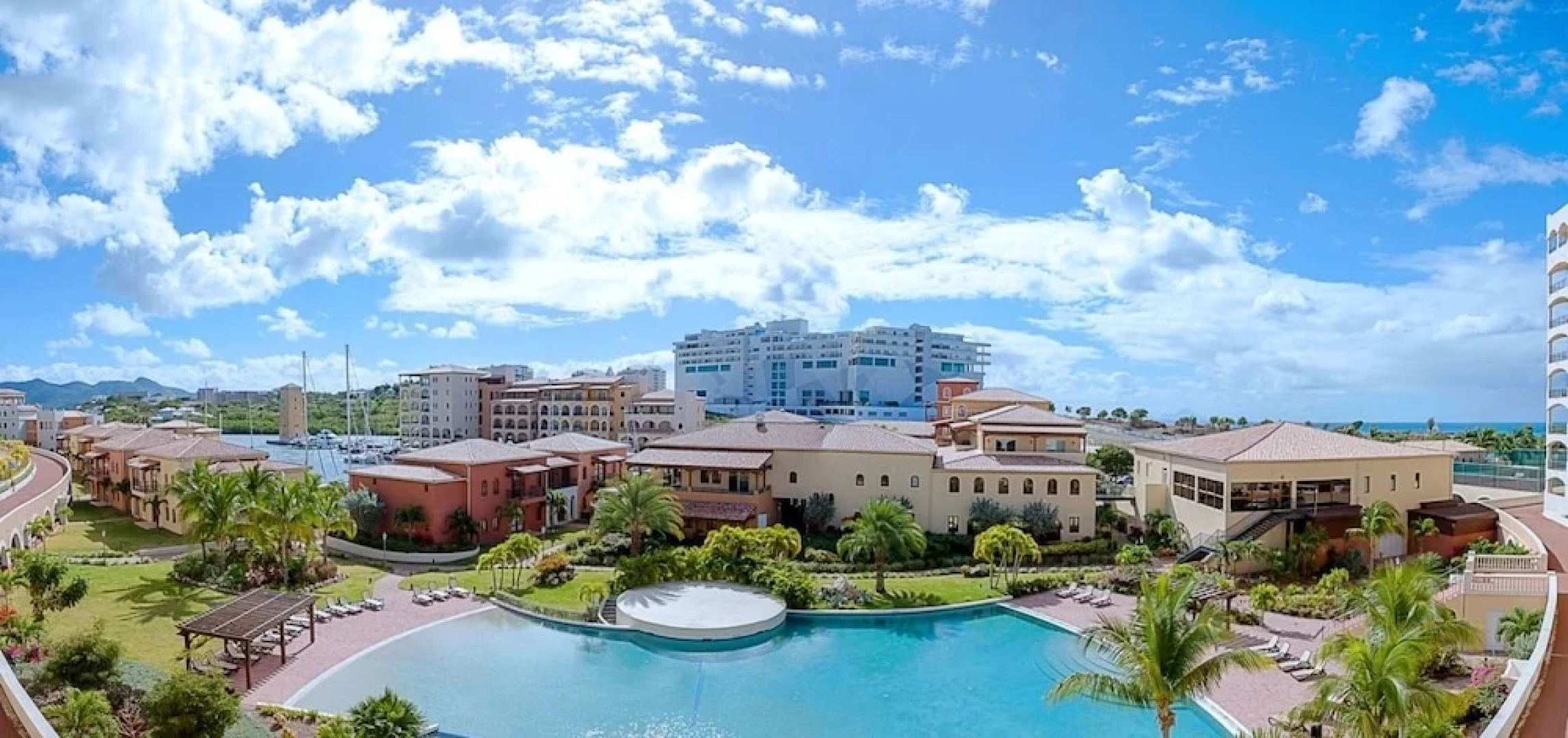 Condo Marina 360