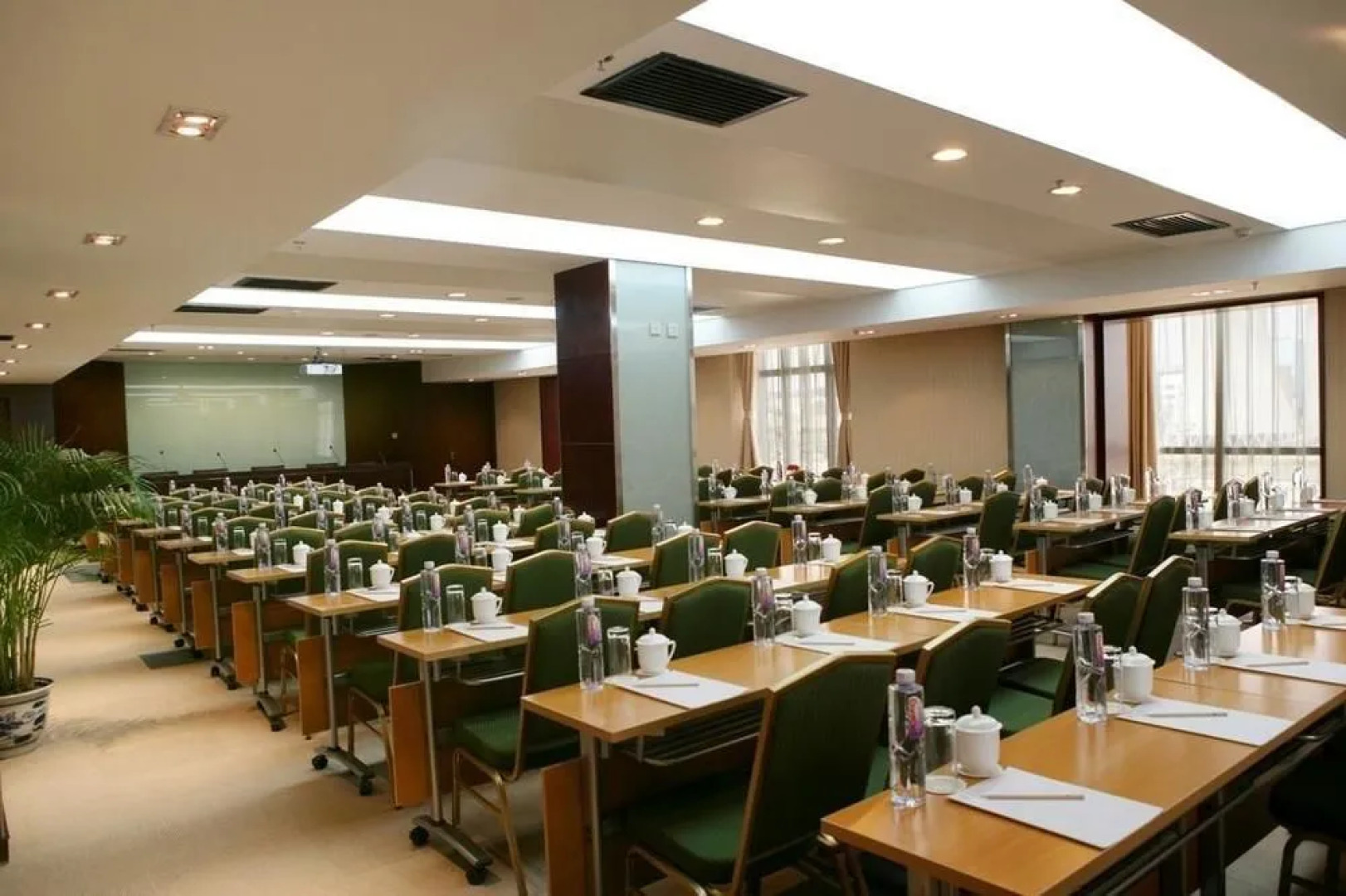 Feeling Hotel - Yulin