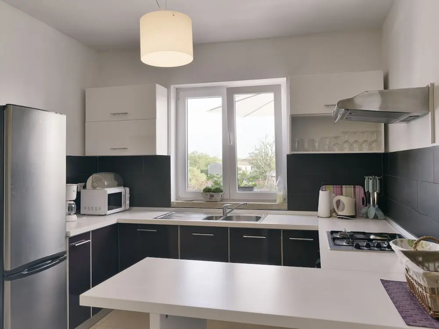 Luxurious Villa with Sauna & Hot Tub in Žminj