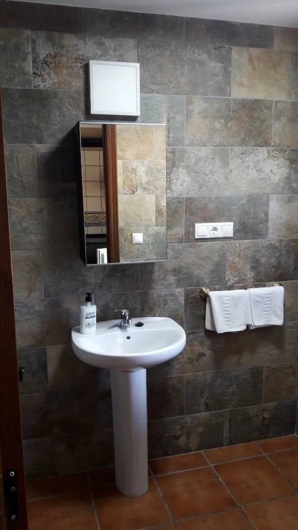 Apartamentos El Castañeu