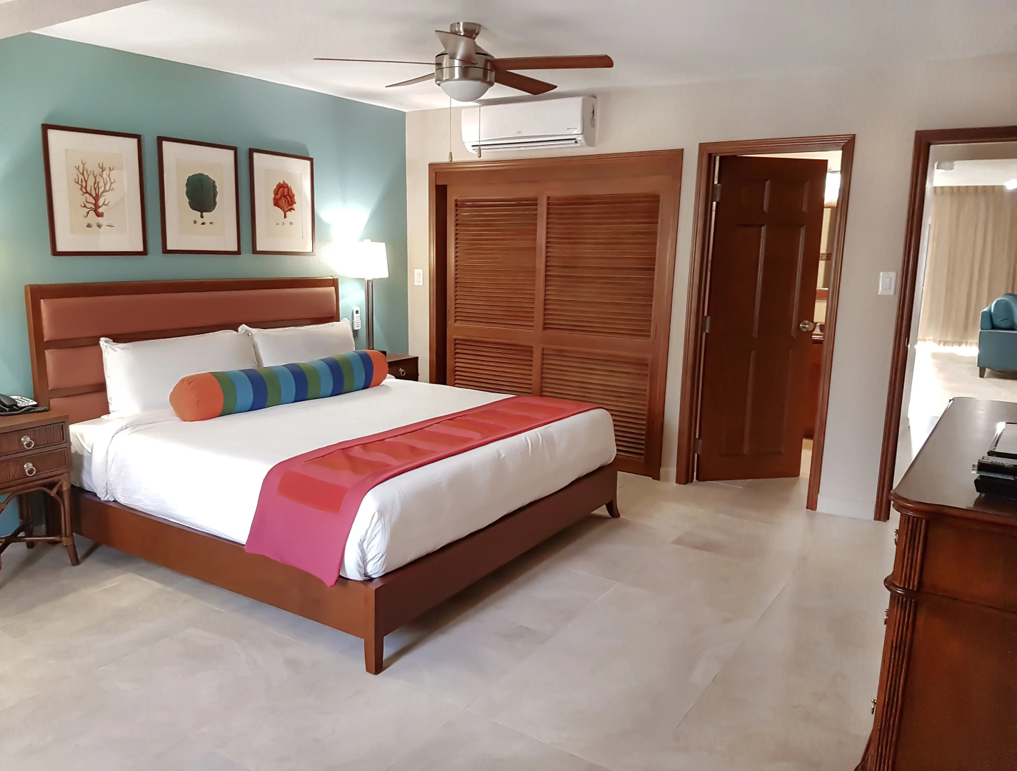 Simpson Bay Resort, Marina & Spa