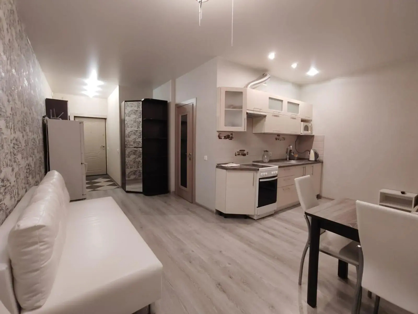 ZNS Rent (ЗНС Рент) на улице Строителей