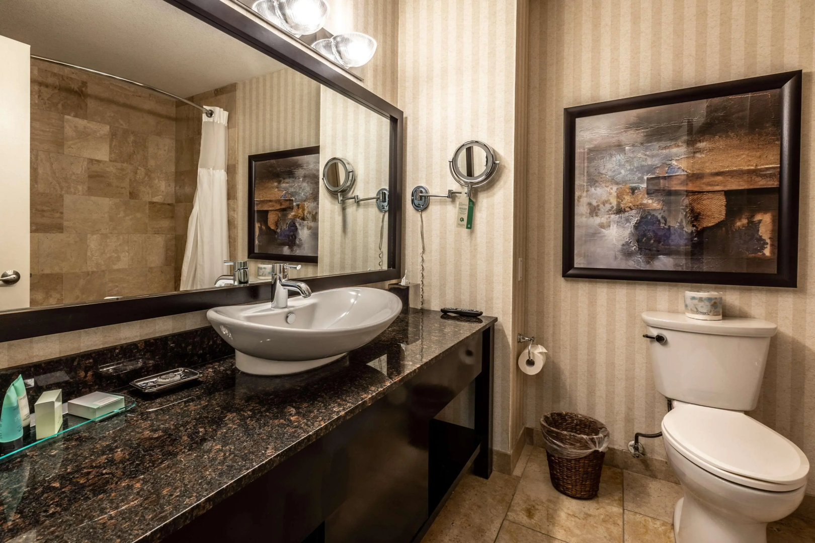 Prestige Lakeside Resort, WorldHotels Elite