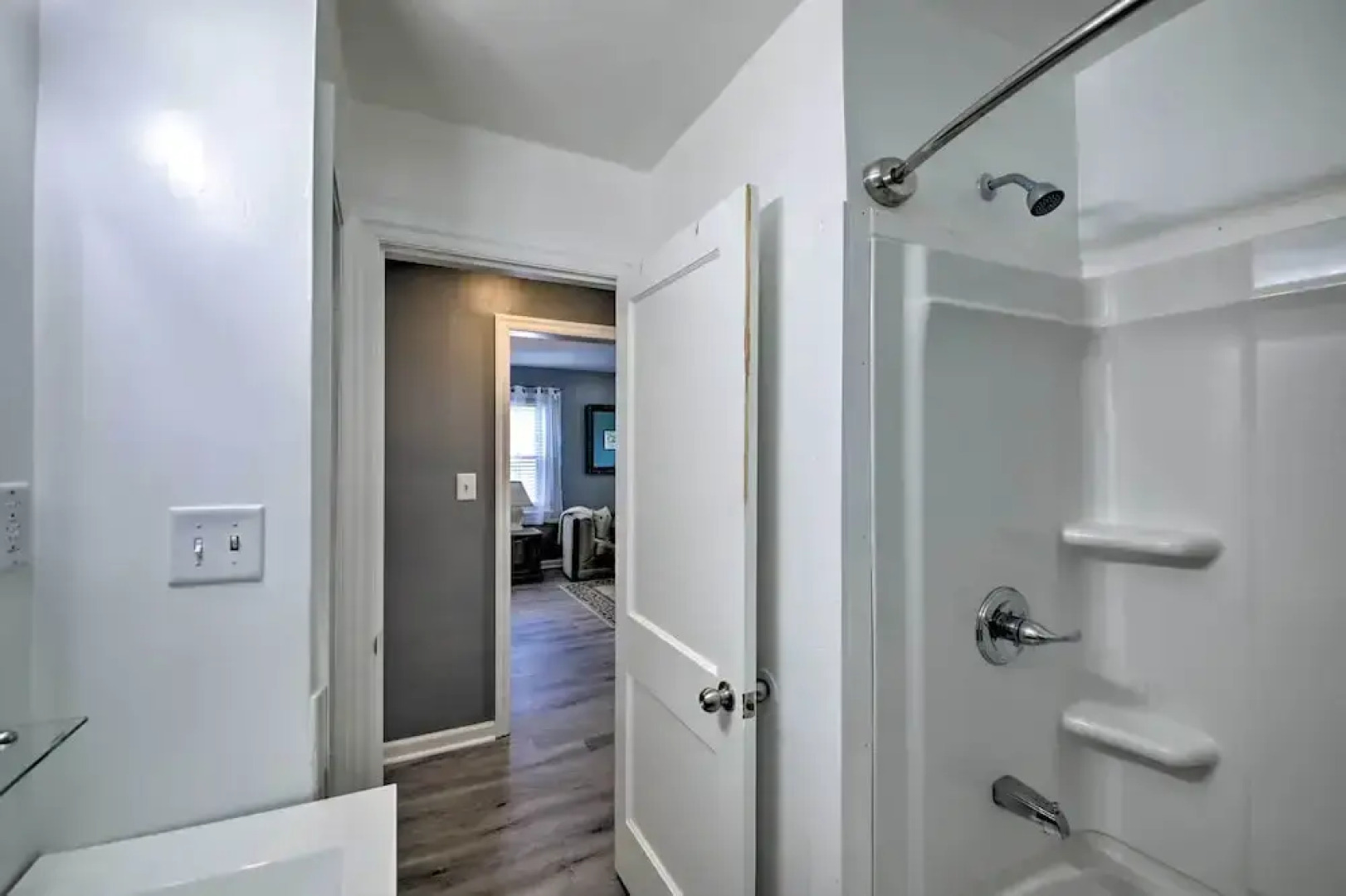 Walk to Speedway & Hall of Fame: Indianapolis Home