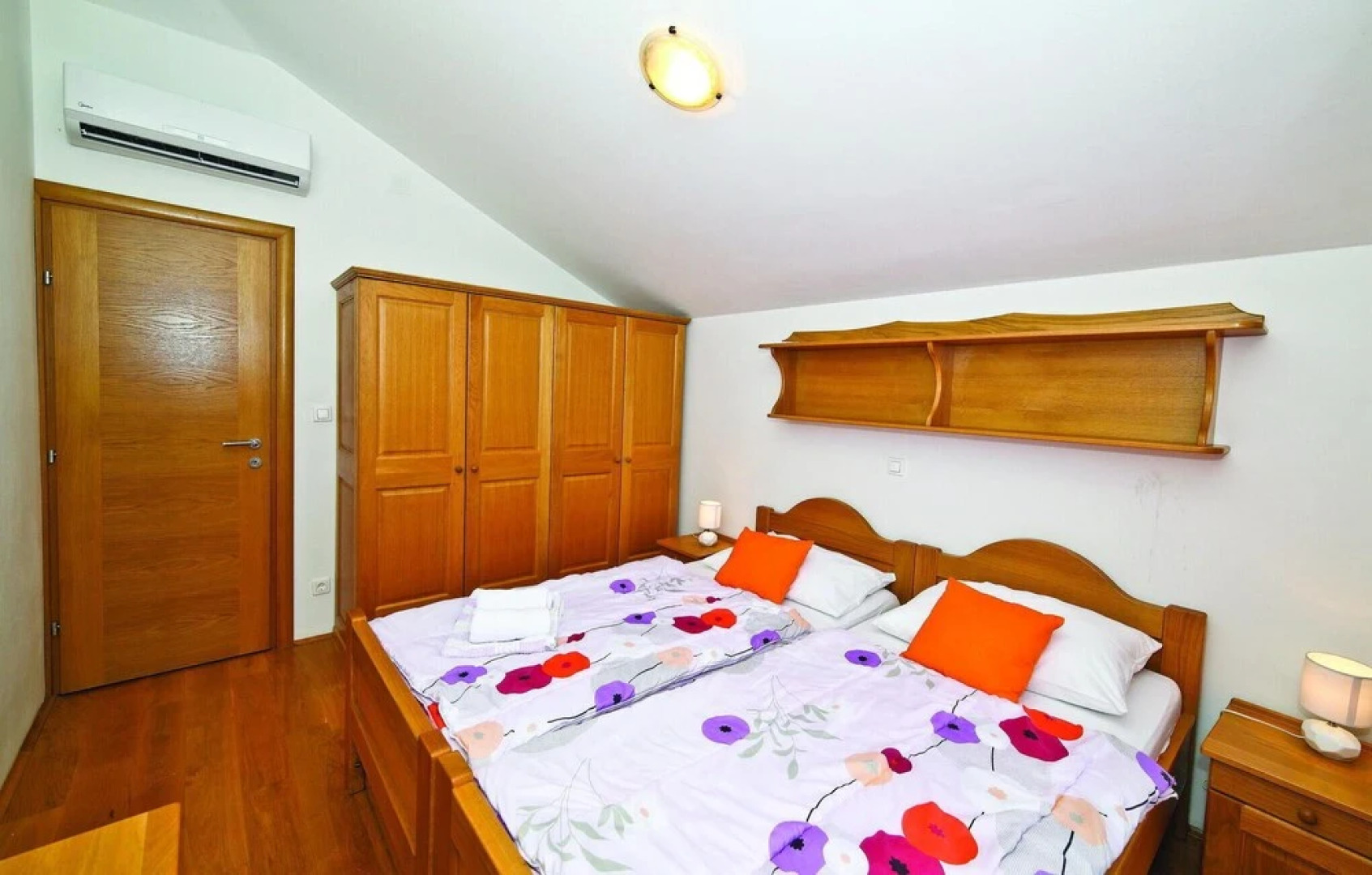 Nice Home in Plano With Wifi and 3 Bedrooms