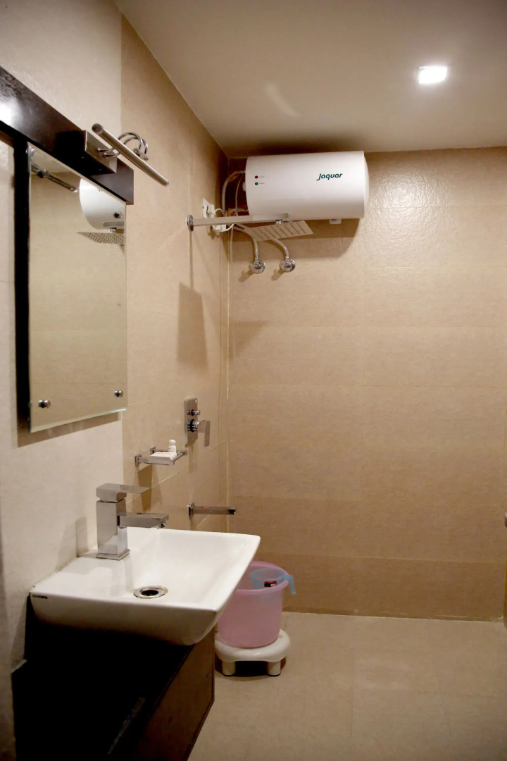 Hotel Khatana Palace