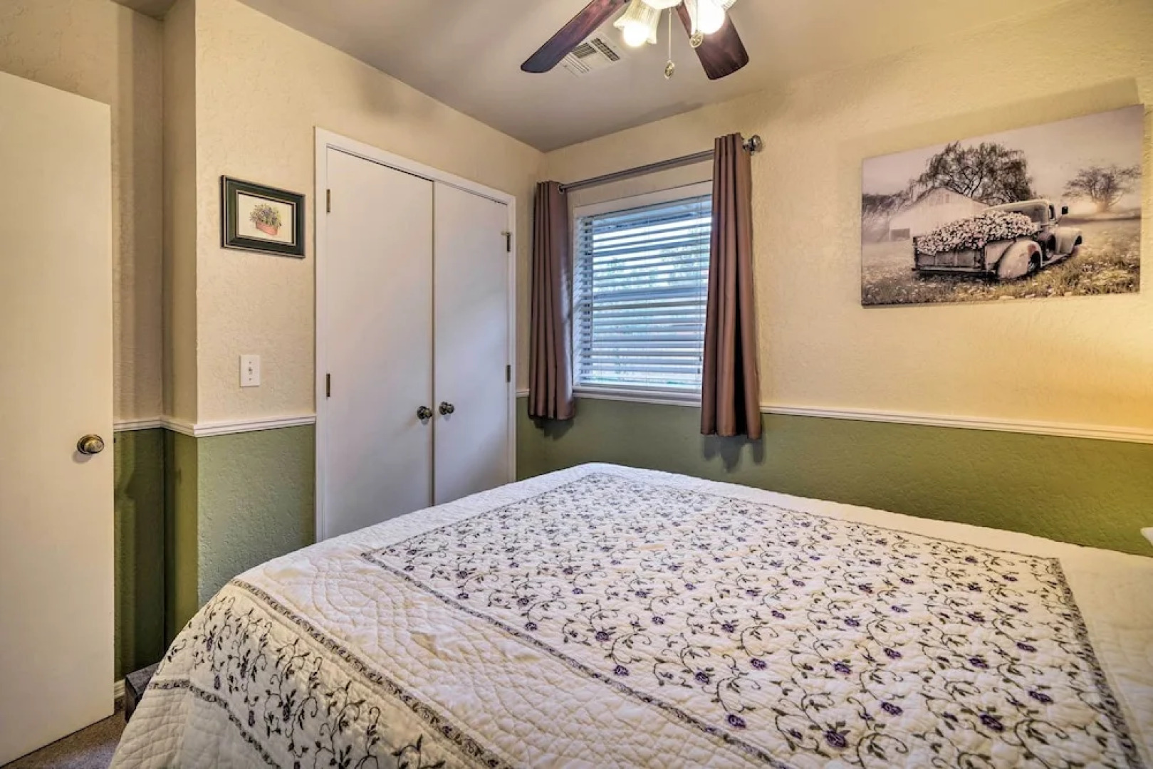 Home w/ Screened Porch ~ 10 Miles to Dtwn Okc!