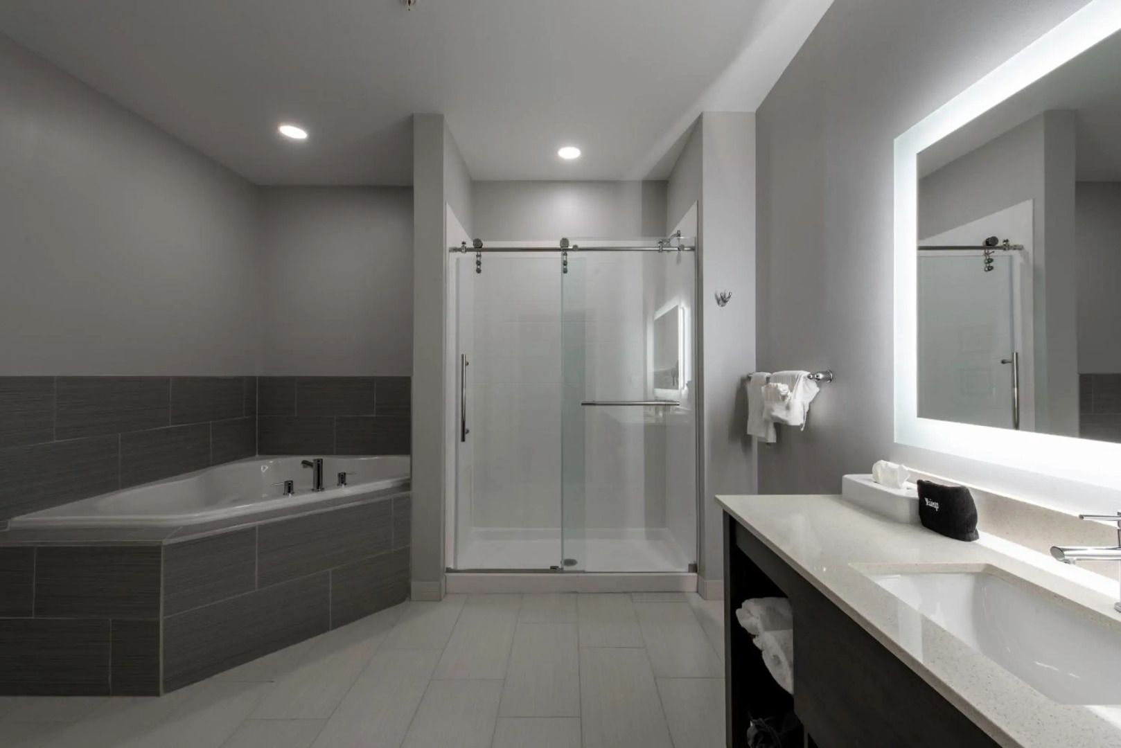 Comfort Suites Greenville Airport