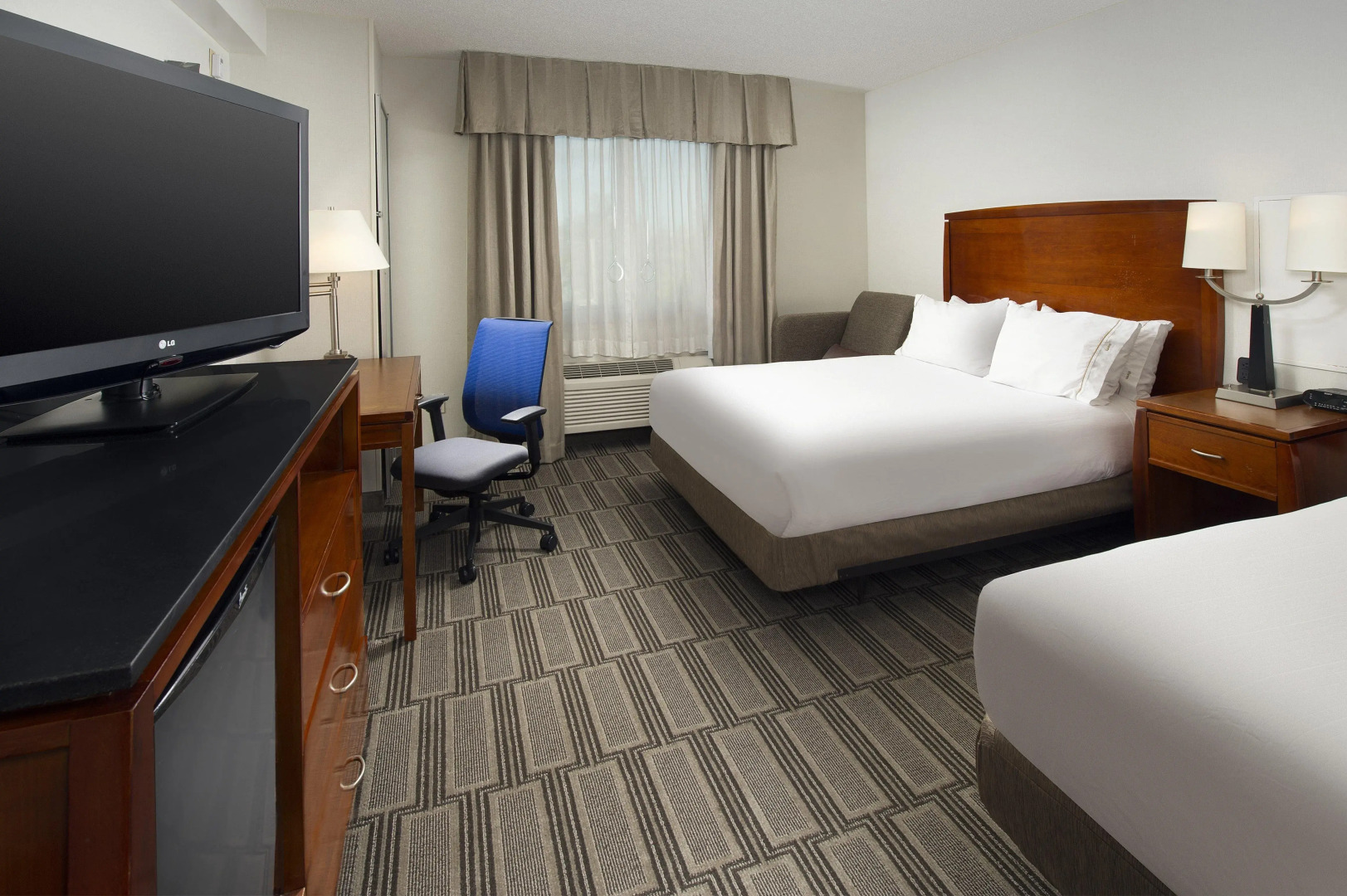 Holiday Inn Express Baltimore at the Stadiums by IHG