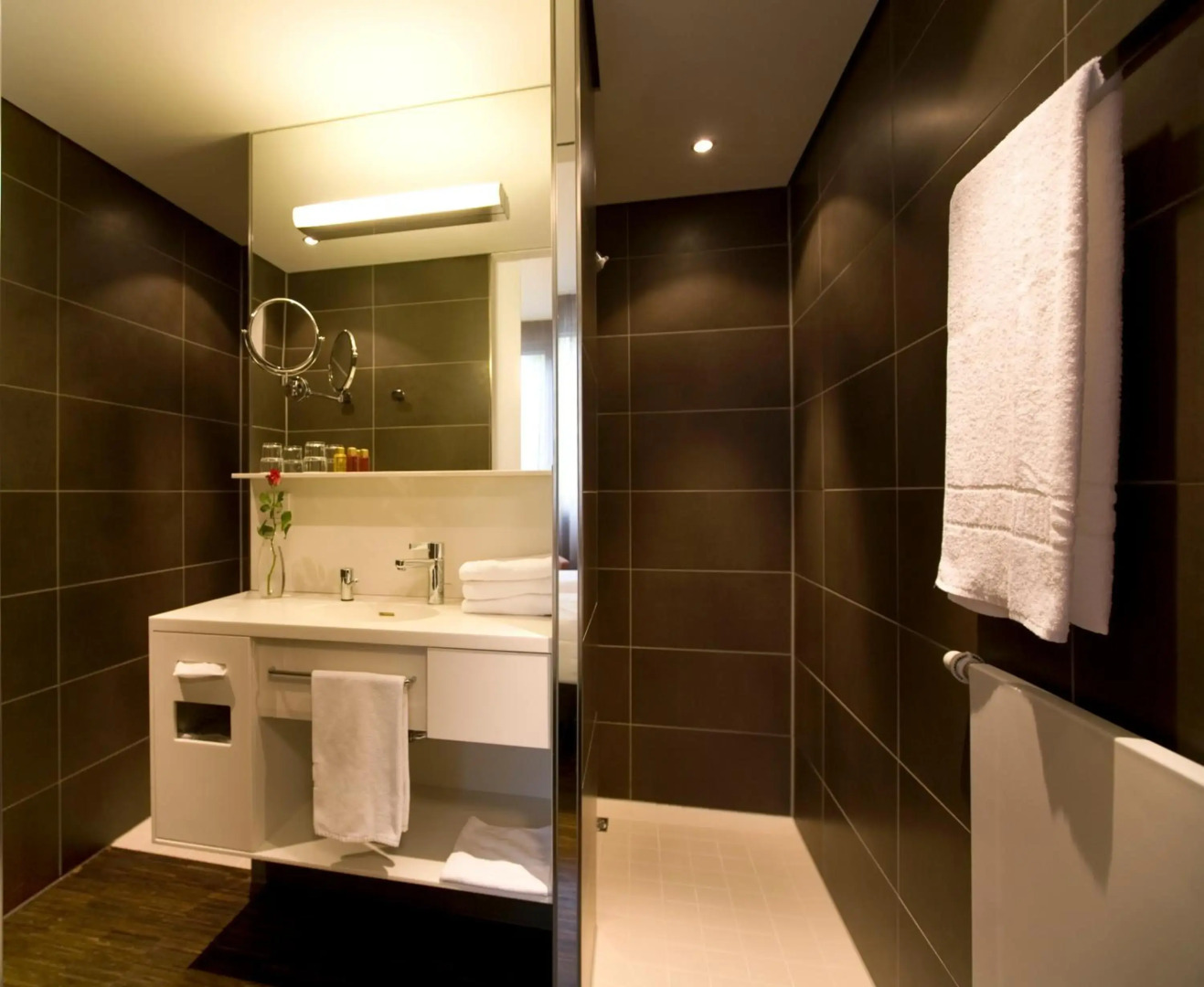 [Bee]Village Messehotel Hannover-Laatzen.