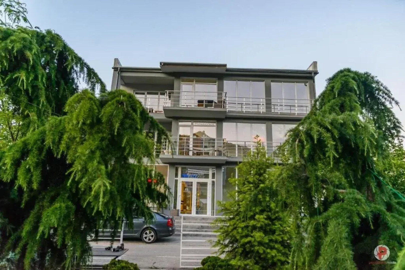 . PHILADEPHIA-DUBOVA Camere de inchiriat