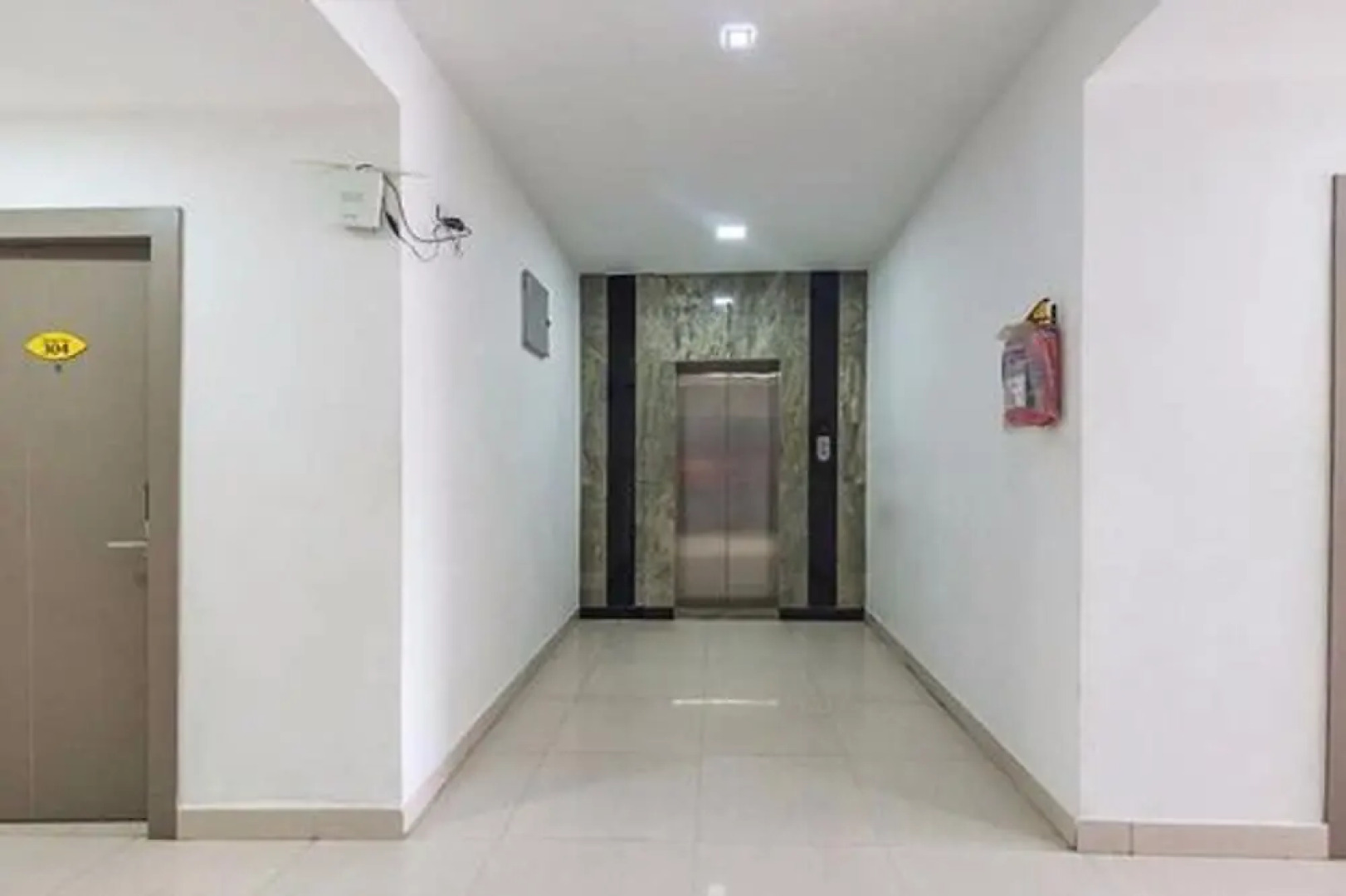 Falcons Nest Lariviera