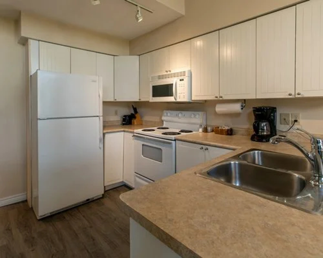 Simcoe Condo 80 At The Georgian Bay Hotel, Collingwood, Canada