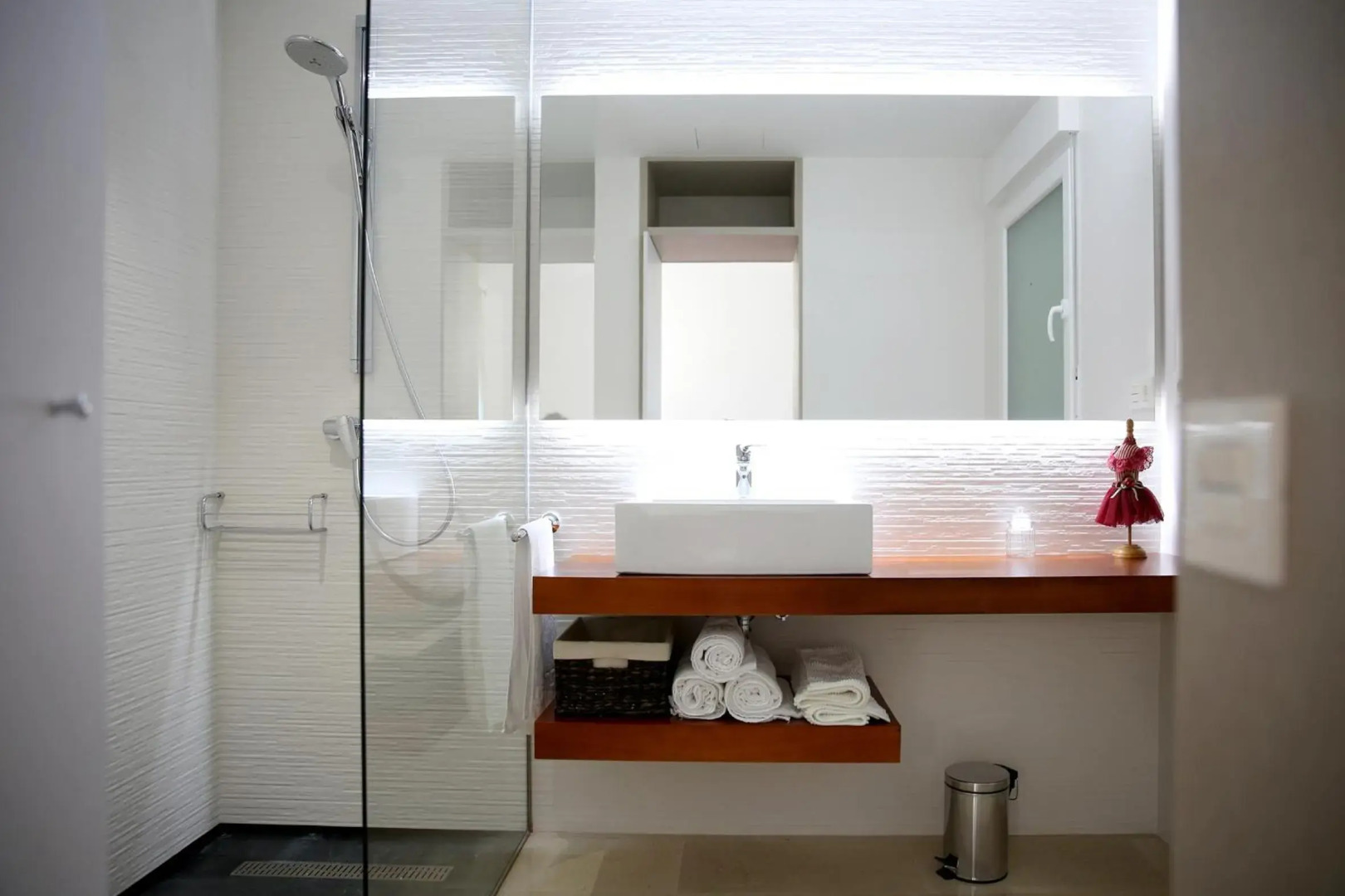 Casa rural con piscina Viña de Millan