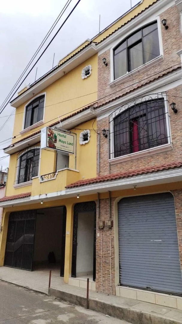 Hostal Maya Land