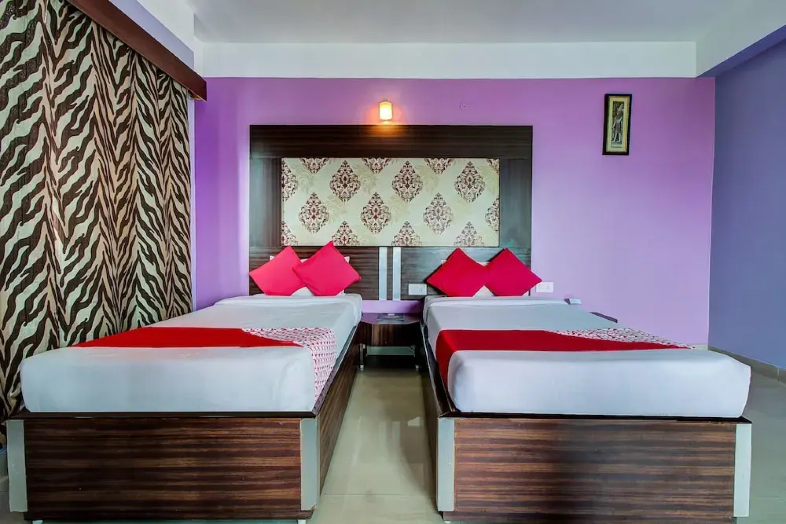 OYO 4843 Hotel City Palace