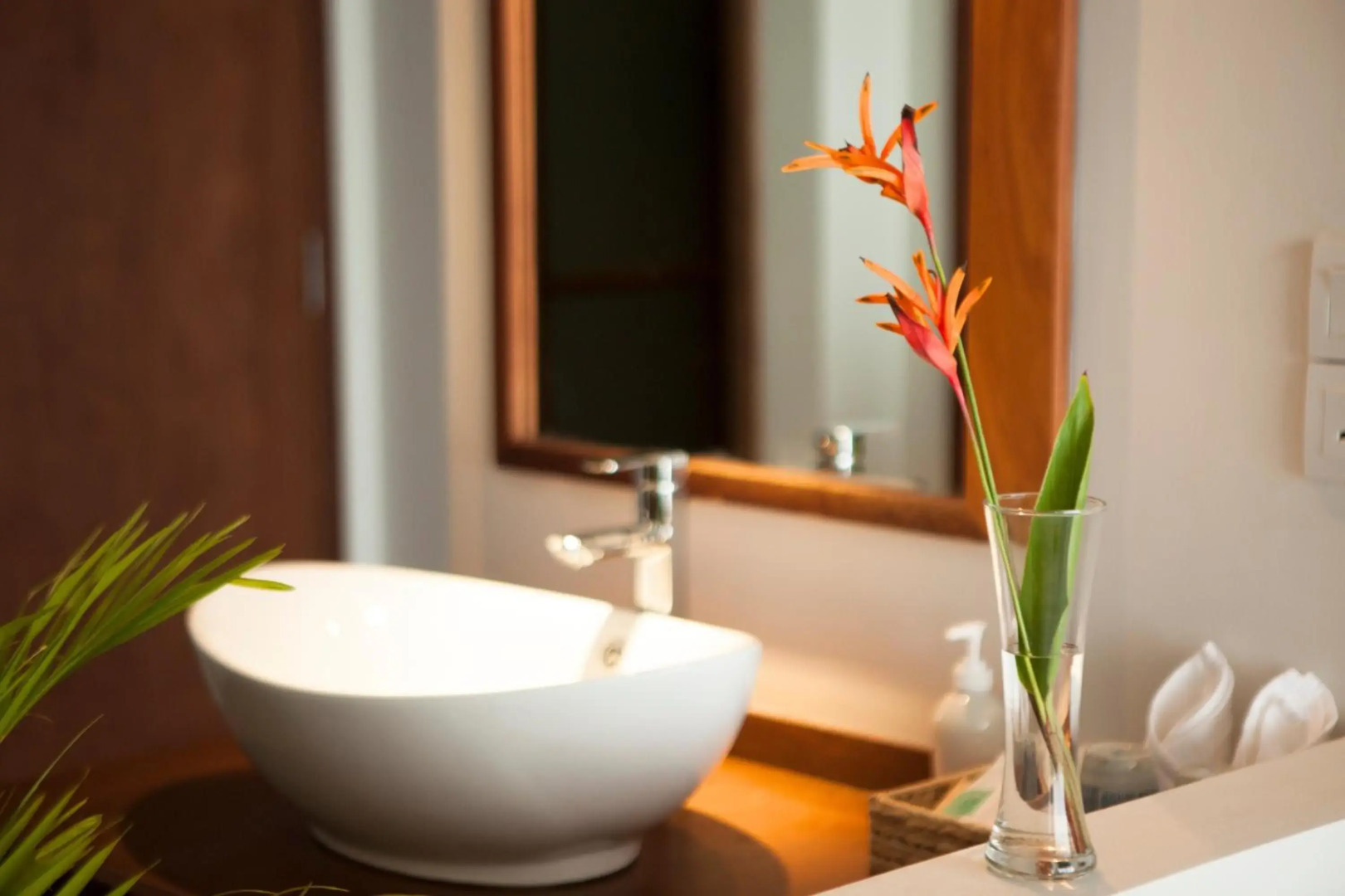 iRoHa Garden Hotel & Resort