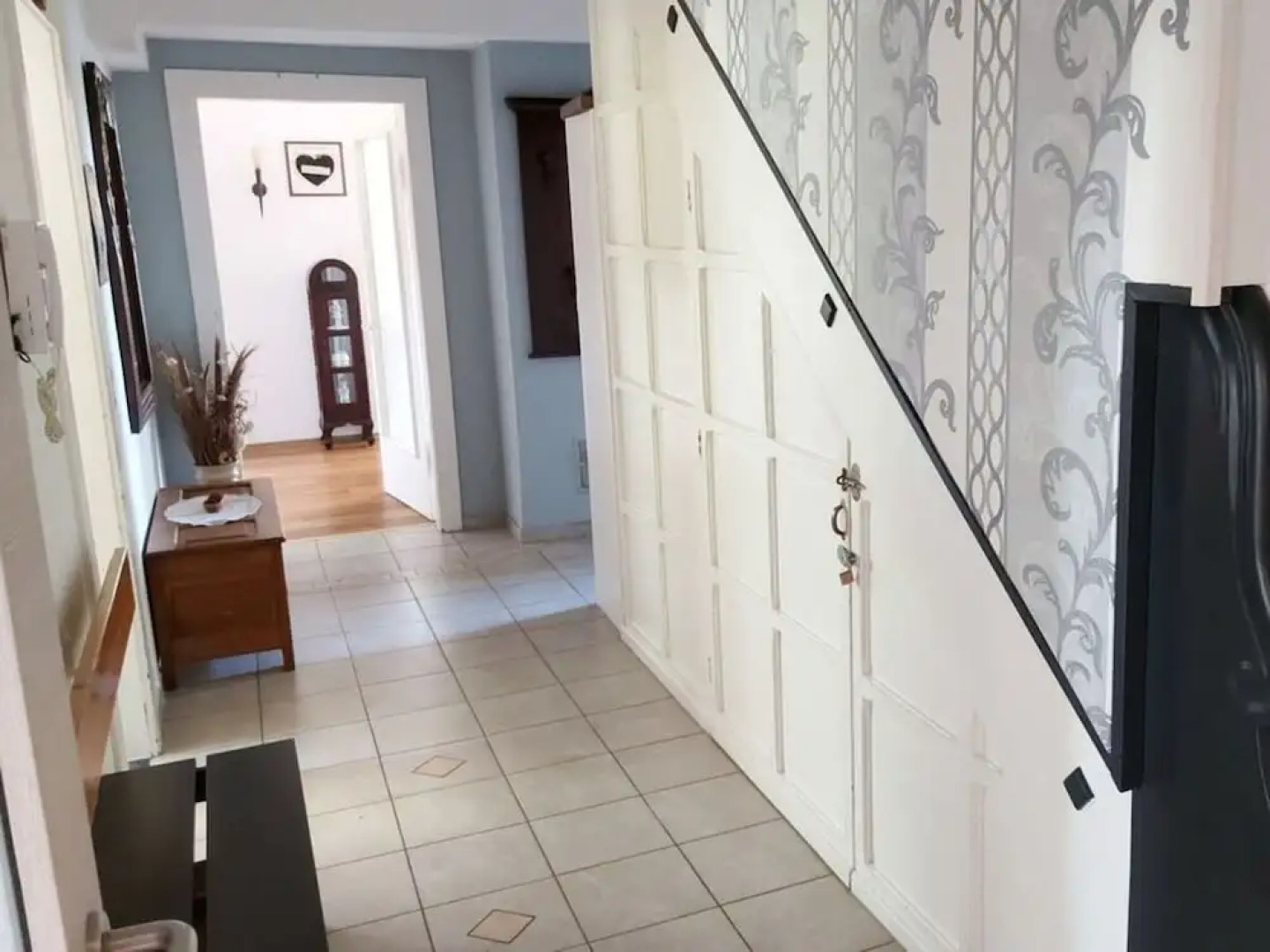 Salmagundi Comfortable Holiday Residence