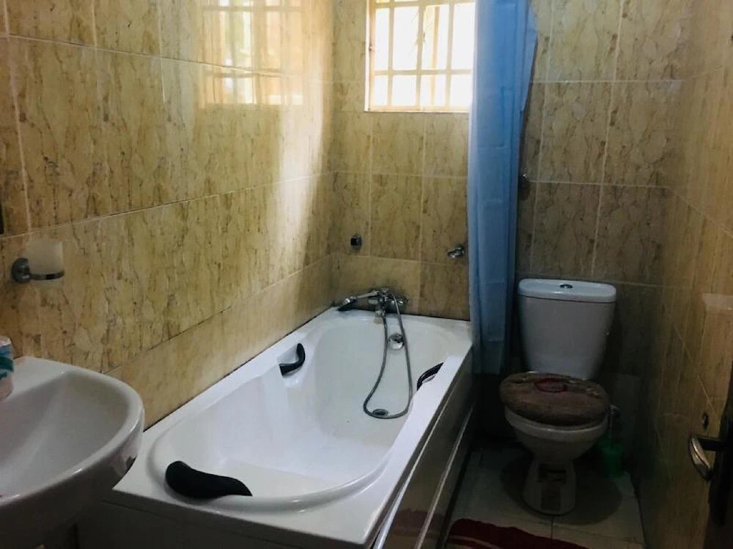 Feligold Royal Hotel Benin