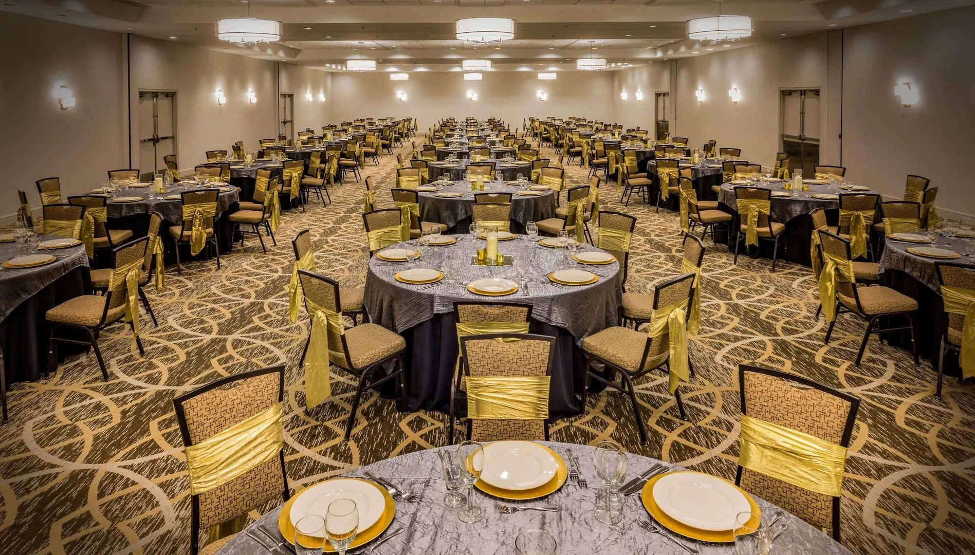 Radisson Hotel Salt Lake City Downtown