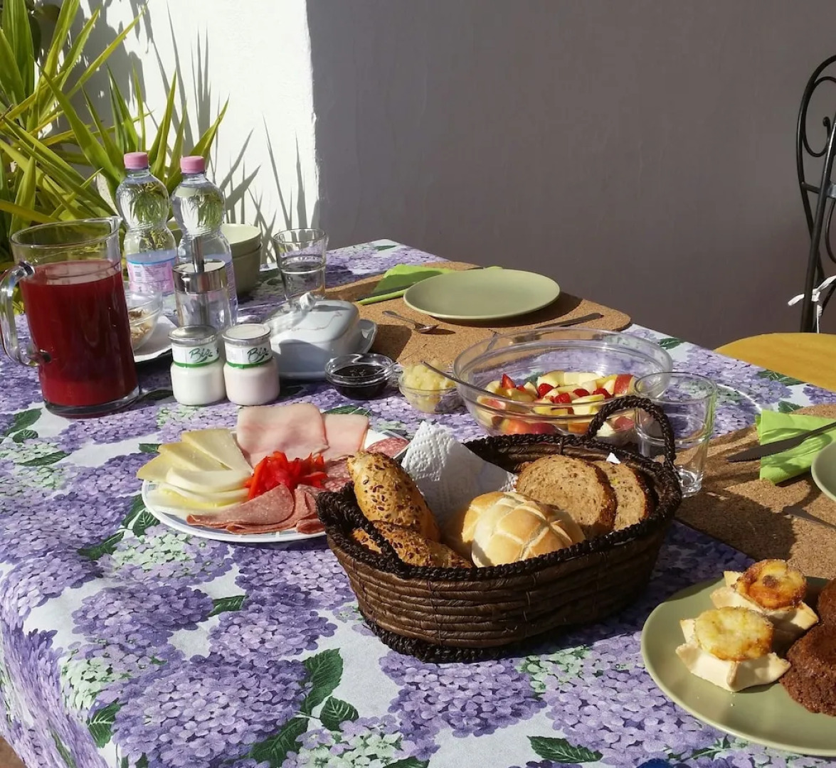 Dolce Luna Bed and Breakfast