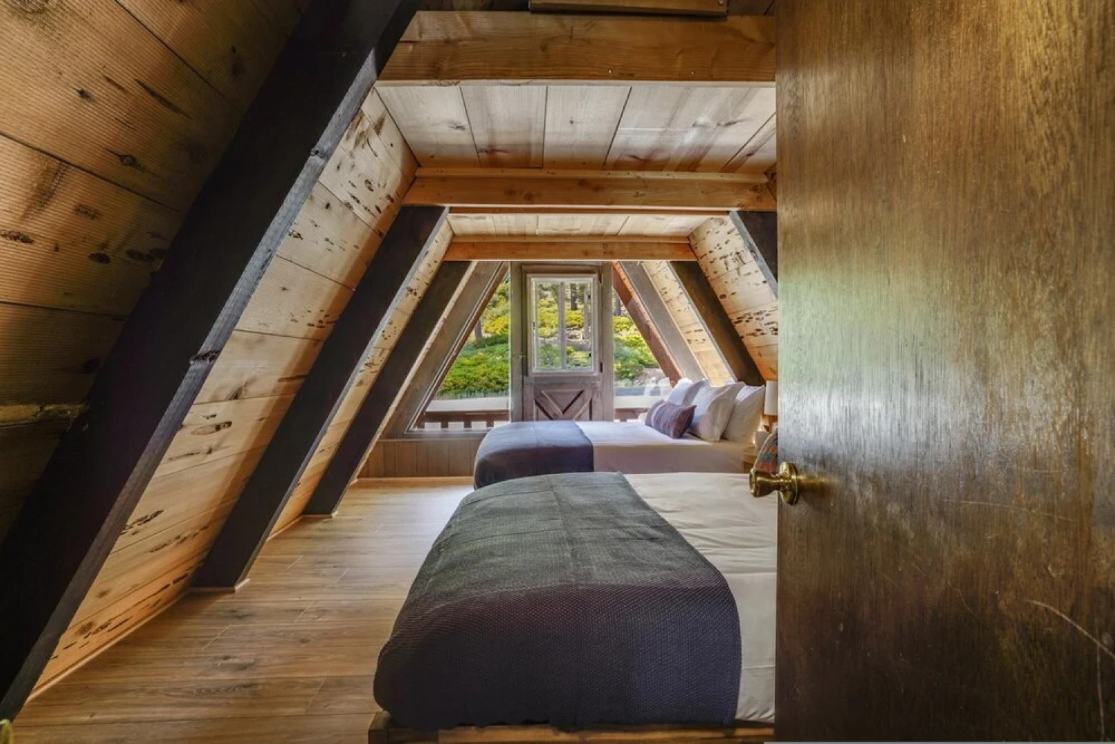 Skyline Dr Criterion 7 - Horizon