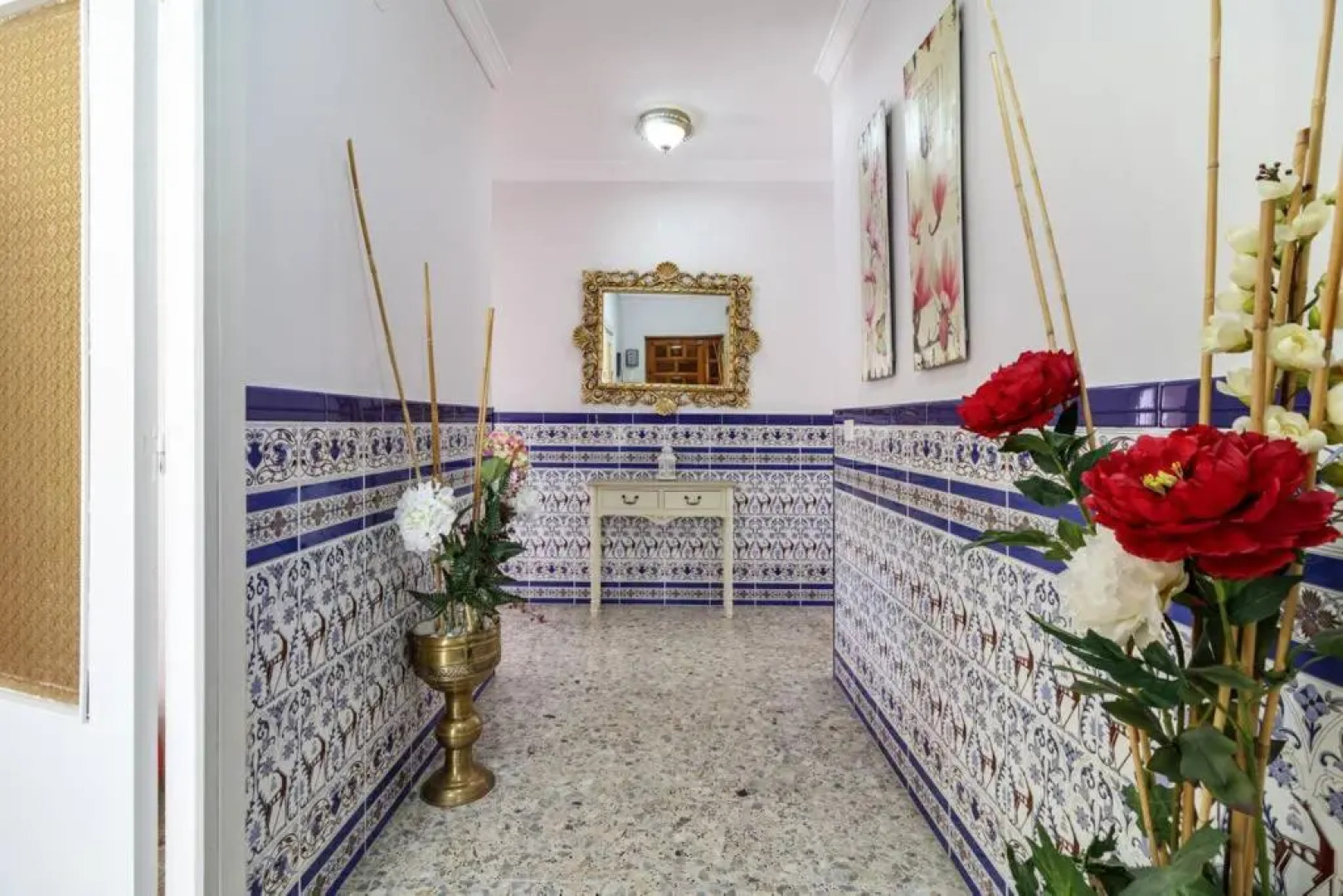 Chalet acogedor con piscina muy cerca de Granada