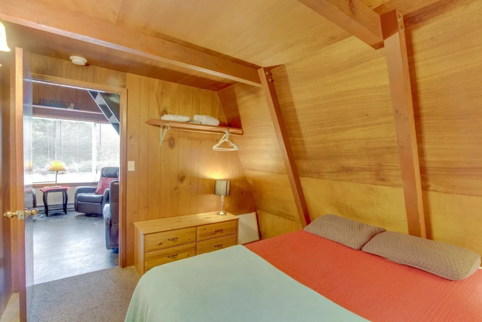 Alpine Chalet 6 Half Loft