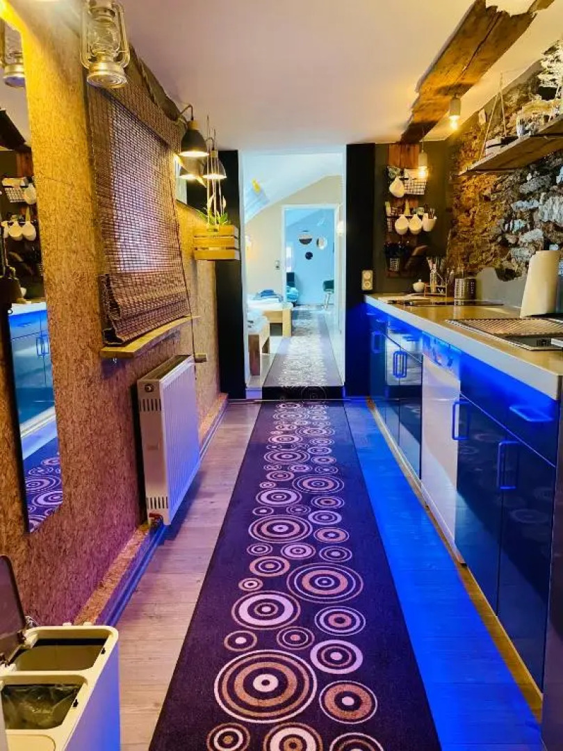 unique wellness home Whirlpool, Sauna, bbq Grill