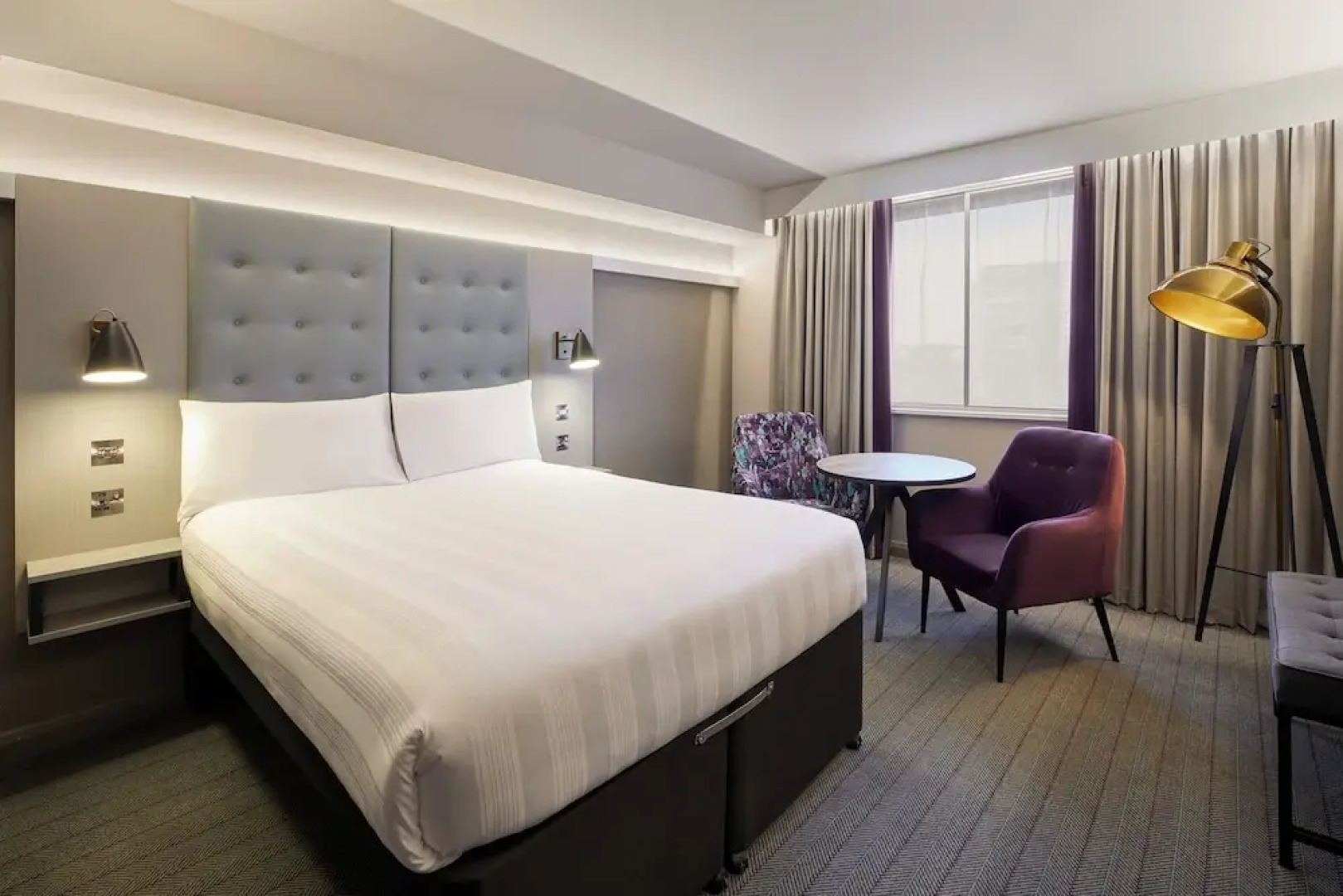 Premier Inn Bristol Parkway - M32