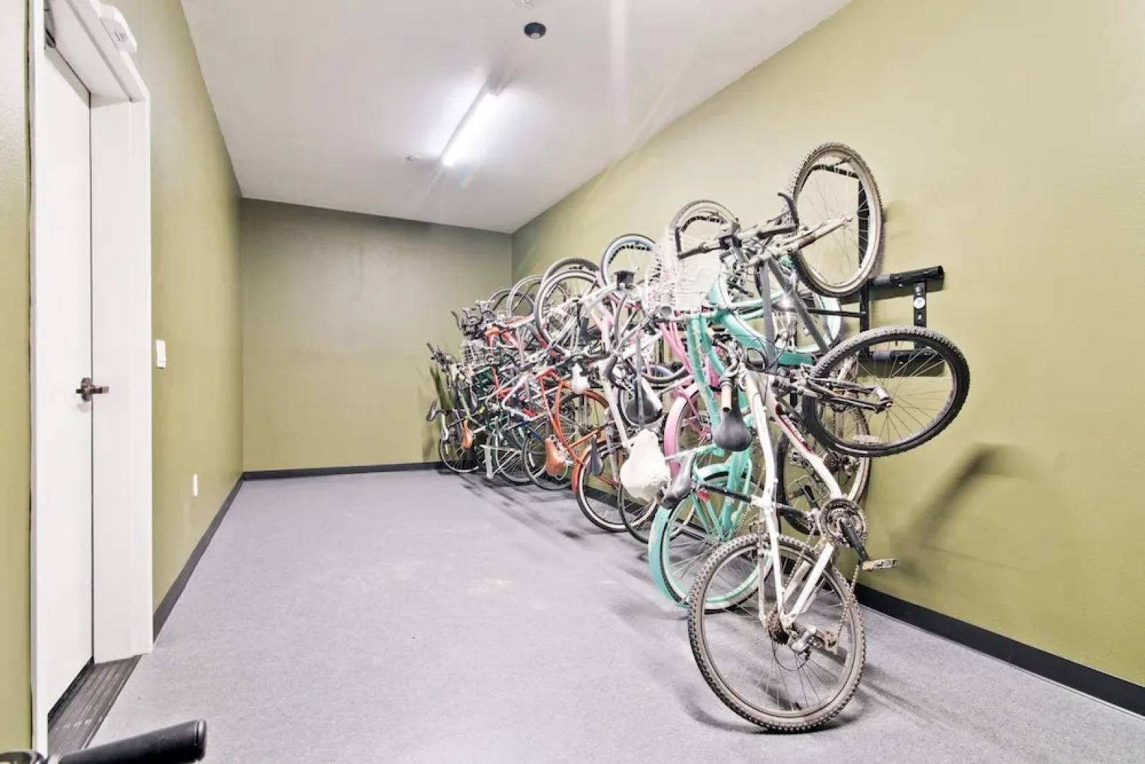 Global Luxury Suites in the Heart of San Carlos