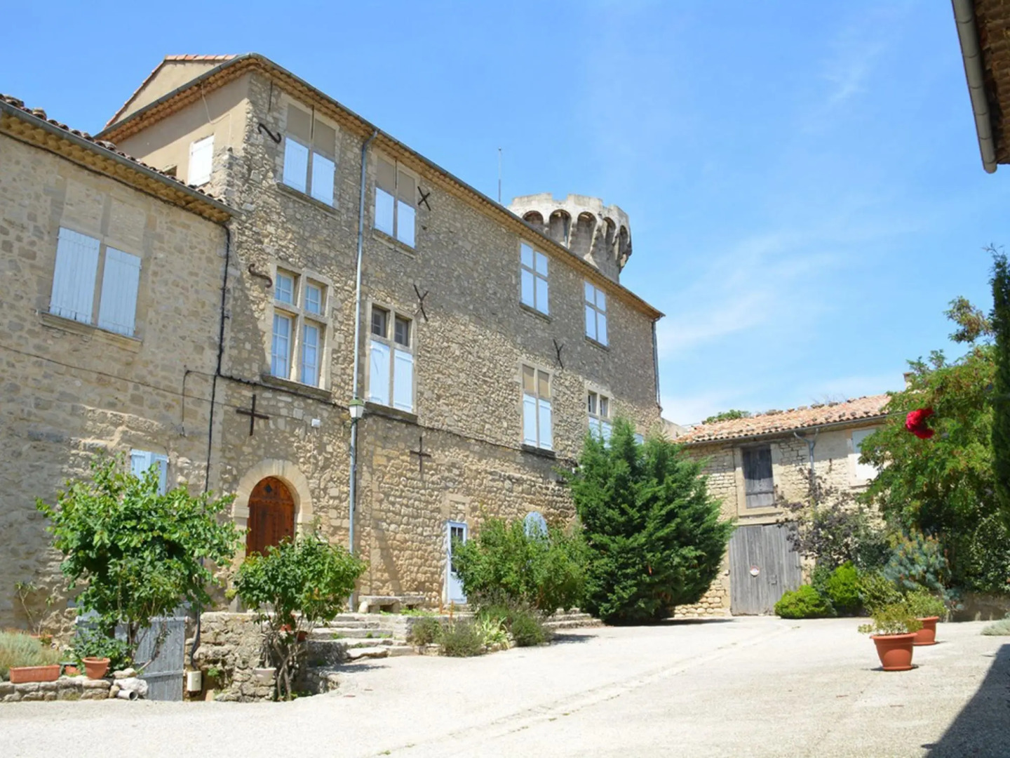 Stylish Villa With Private Pool in the Middle of a Village in the Beautiful Luberon