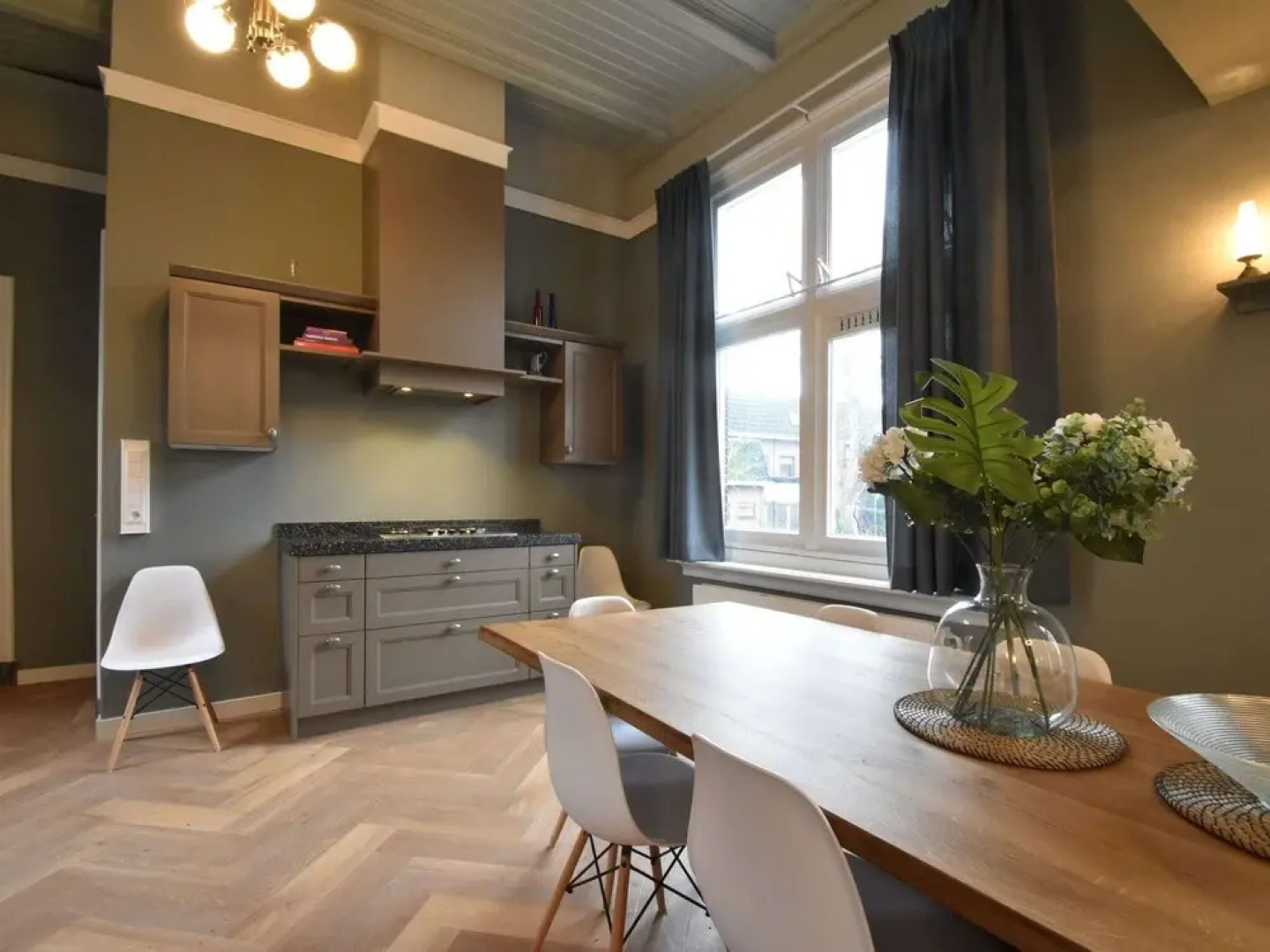 Luxurious Holiday Home in Enkhuizen With Parking