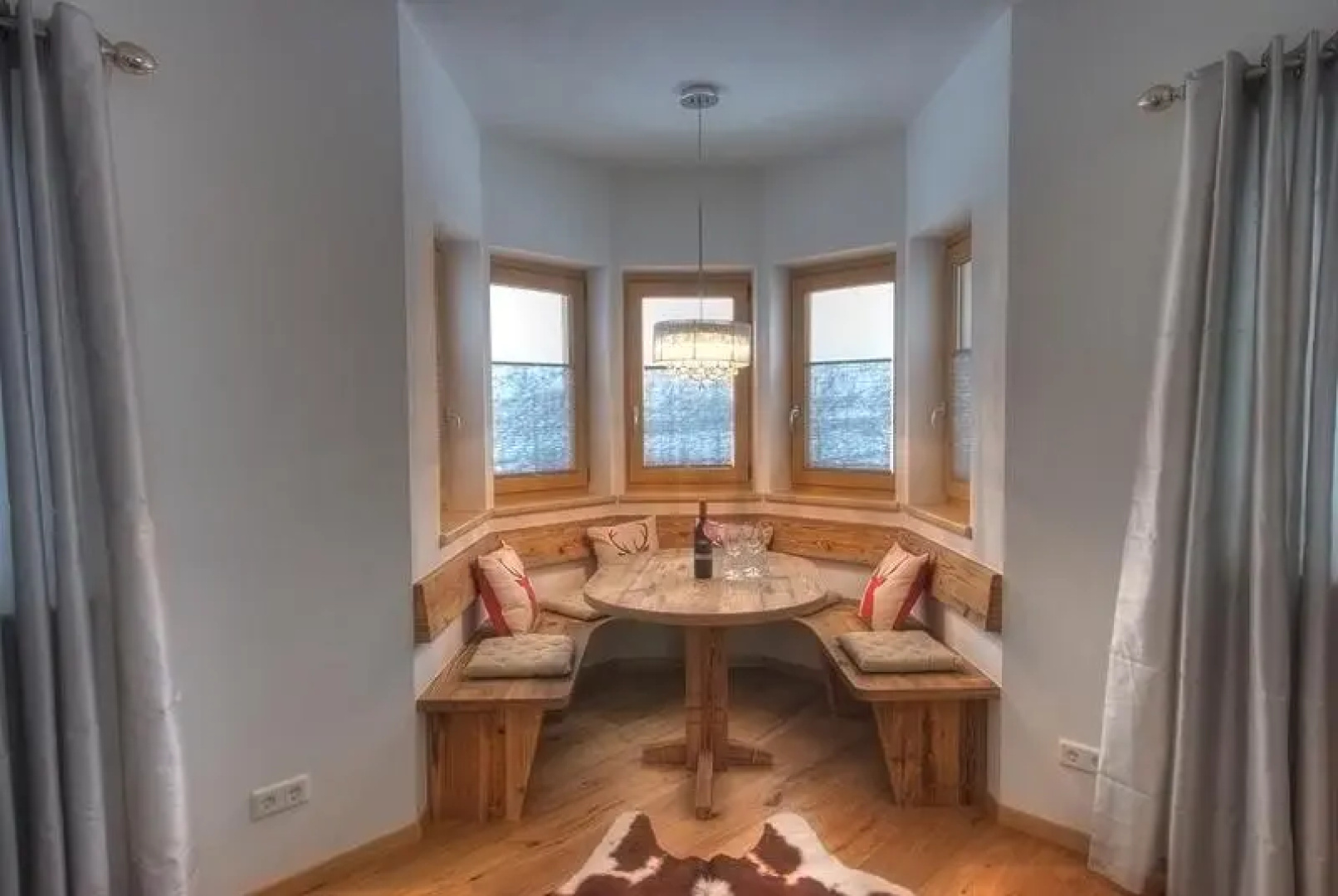 Chalet Apartment Ski and Golf by Kaprun Rentals
