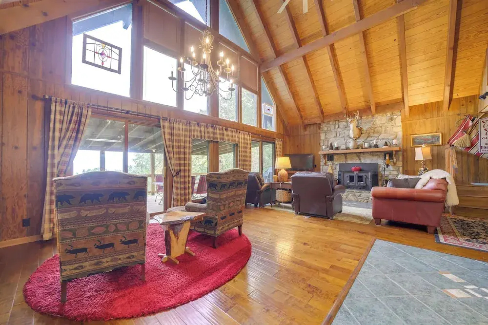 Robbinsville Vacation Rental w/ Covered Balcony