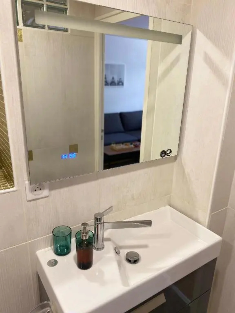 Le Roofound - Porte de Paris - Métro à 5min - Entrée personnelle